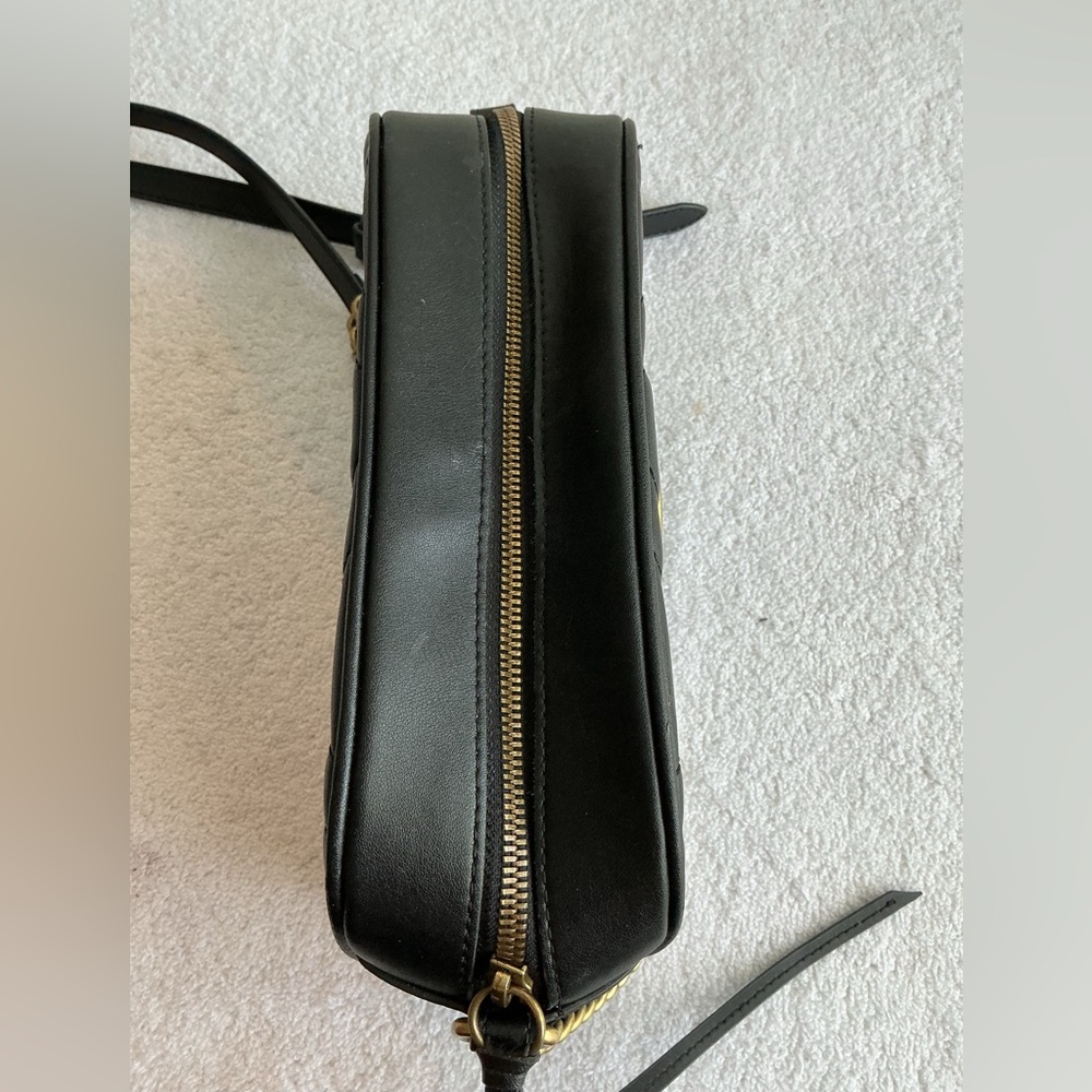 Gucci Black Chevron Crossbody with Gold Accents - Picture 6 of 16